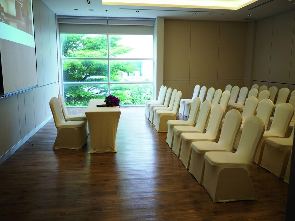 Bangna Pride Hotel&residence
